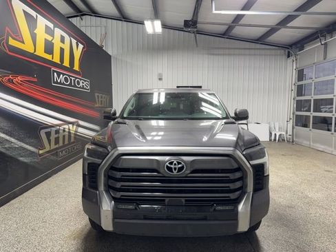 Used 2023 Toyota Tundra Limited w/ Power Package image 18