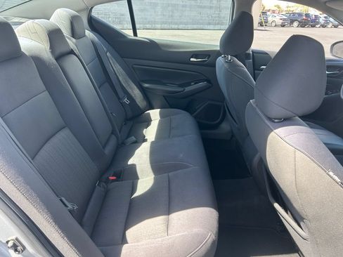 Used 2021 Nissan Altima 2.5 SV FWD image 31