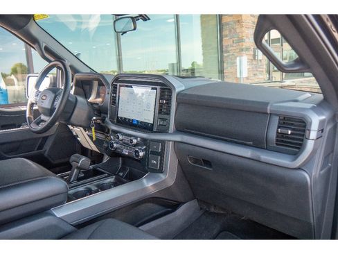 Used 2025 Ford F150 XLT w/ Equipment Group 301A Standard AWD/4WD image 14