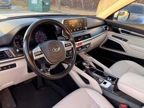 Used 2020 Kia Telluride S image 18
