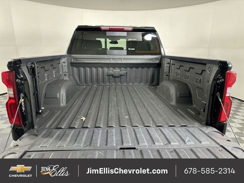 Used 2023 Chevrolet Silverado 1500 LT Trail Boss w/ LT Trail Boss Premium Package image 28