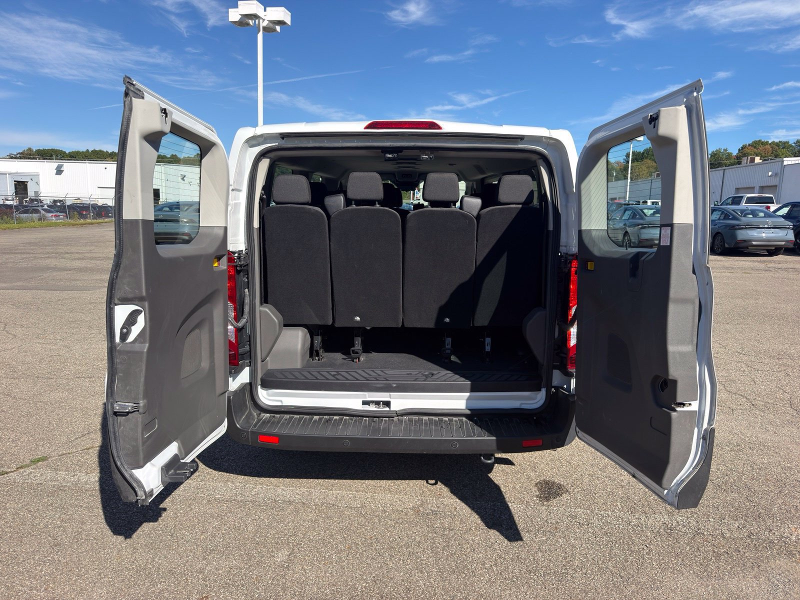 Used 2026 Ford Transit 350 XLT RWD image 26