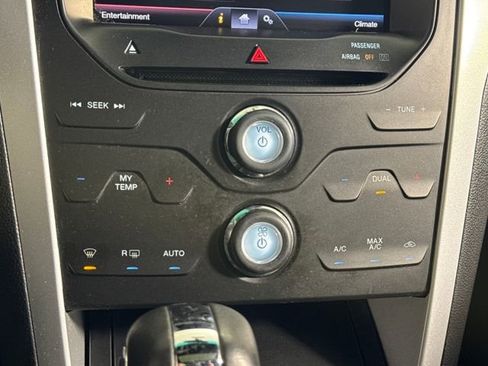 Used 2013 Ford Explorer XLT image 34