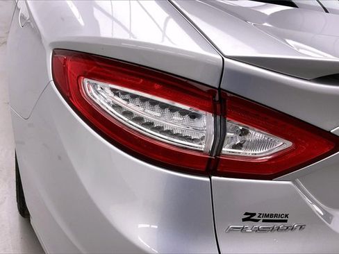 Used 2015 Ford Fusion SE w/ Equipment Group 201A image 26