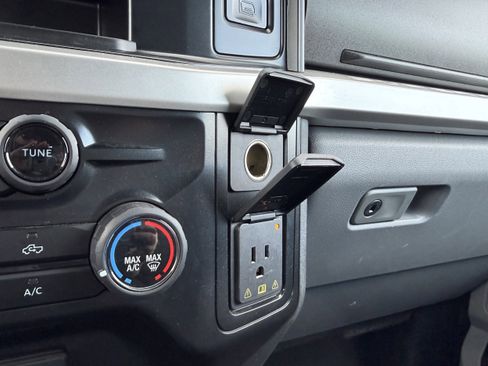 Used 2025 Ford F250 XLT image 22