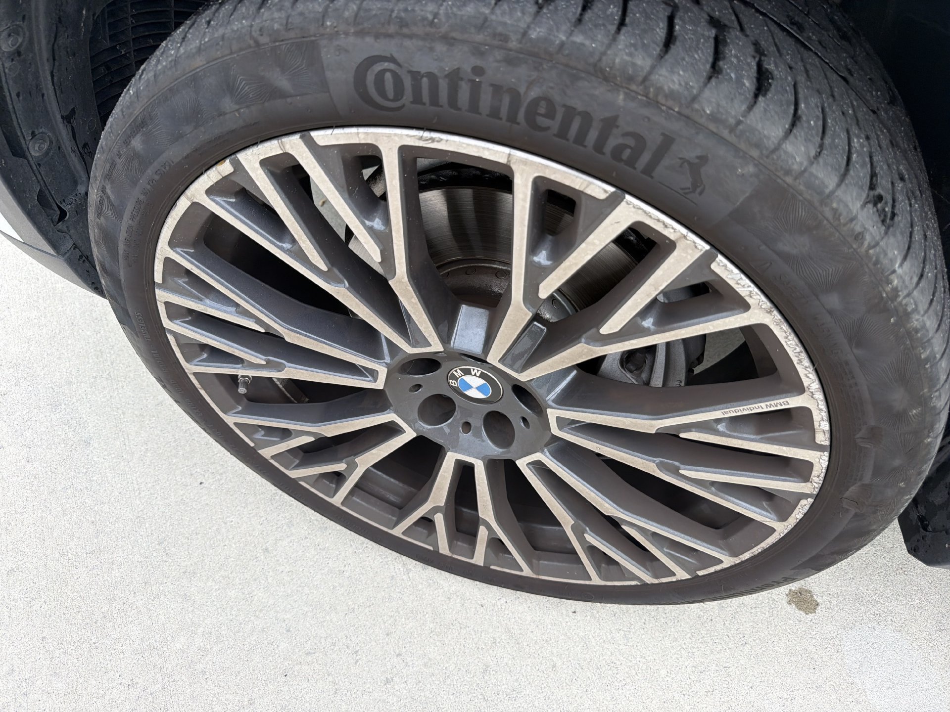 Used 2025 BMW X5 sDrive40i w/ Executive Package RWD image 10