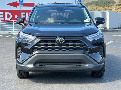 Used 2023 Toyota RAV4 XLE image 7