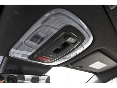 Used 2024 Hyundai Elantra Limited FWD image 27