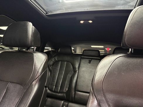 Used 2020 BMW X6 M50i image 35