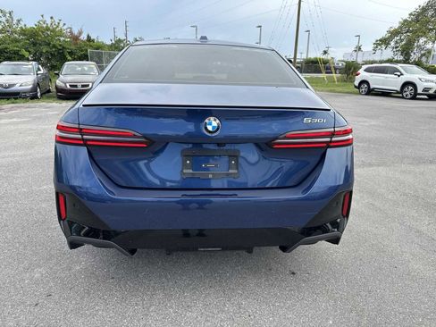 Used 2024 BMW 530i w/ M Sport Package RWD image 5