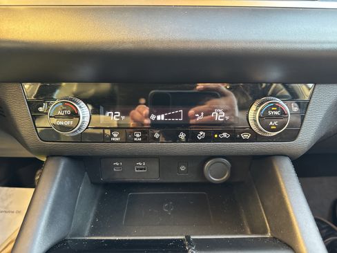 Used 2022 Mitsubishi Outlander SE image 17