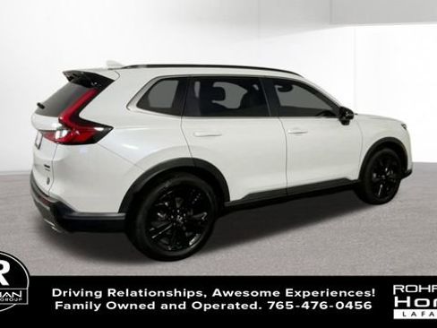 Used 2024 Honda CR-V Sport Touring image 9