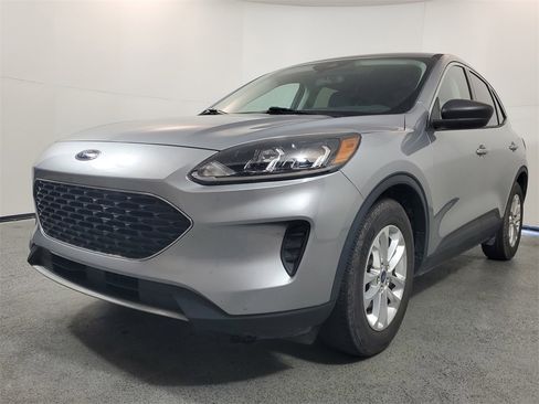 Used 2022 Ford Escape SE w/ Convenience Package image 3