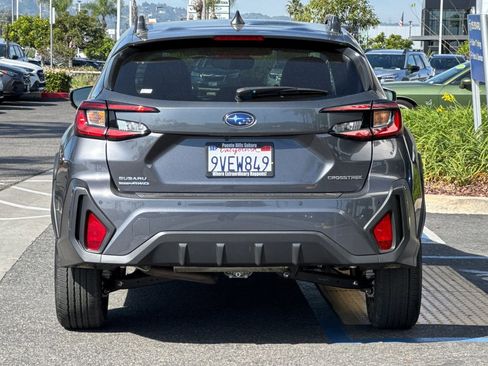 Certified 2025 Subaru Crosstrek 2.5i Limited w/ Crosstrek Mirror Package image 5