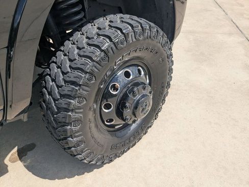 Used 2025 RAM 3500 Limited AWD/4WD image 21