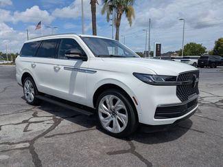 Used 2025 Lincoln Navigator Reserve AWD/4WD video 2