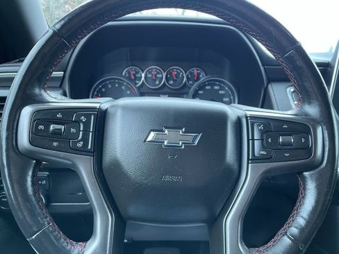 Used 2021 Chevrolet Suburban RST w/ Luxury Package image 11