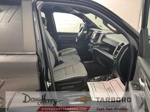 Used 2023 RAM 1500 Big Horn AWD/4WD image 38