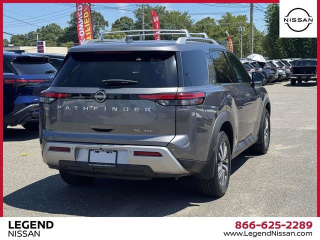 Used 2024 Nissan Pathfinder SL AWD/4WD image 5