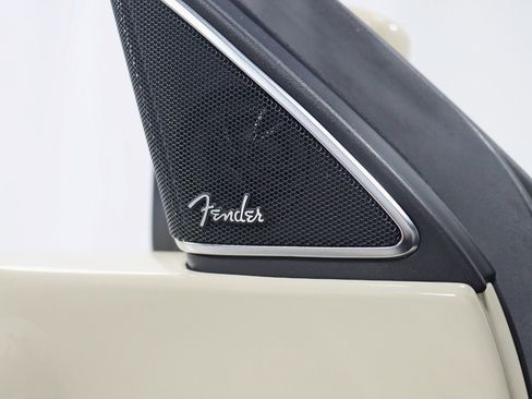 Used 2019 Volkswagen Beetle 2.0T Final Edition SEL image 29