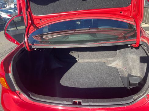 Used 2010 Toyota Corolla image 8