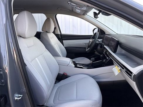 Used 2025 Hyundai Tucson SEL image 29