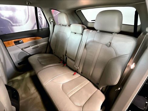Used 2015 Lincoln MKX AWD w/ Olive Ash Wood Package image 26
