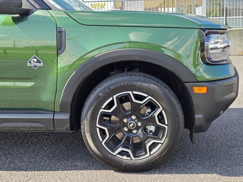 New 2025 Ford Bronco Sport Outer Banks image 12