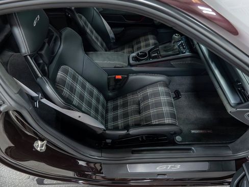 Used 2022 Porsche 911 GT3 RWD image 57