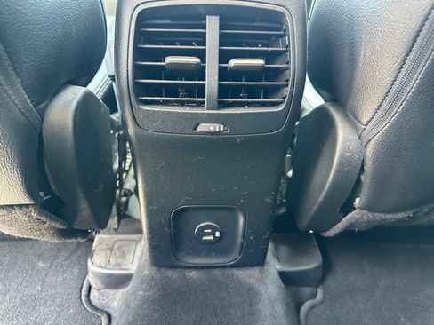 Used 2021 Ford Escape SE w/ SE Sport Appearance Package AWD/4WD image 21