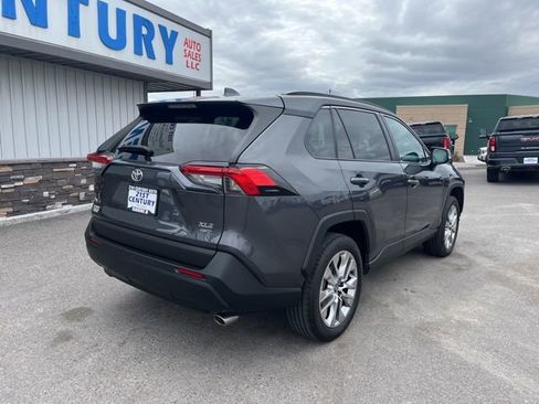 Used 2025 Toyota RAV4 XLE Premium w/ Weather Package AWD/4WD image 10