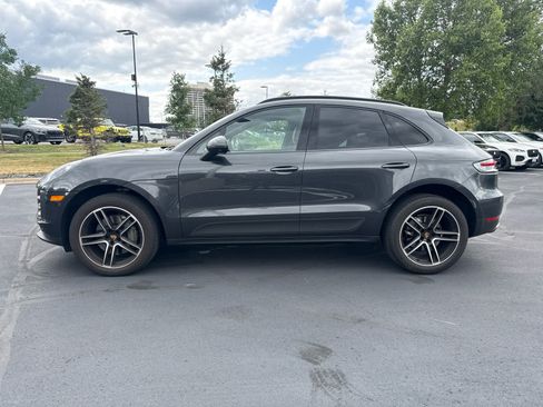 Used 2021 Porsche Macan S AWD/4WD image 4