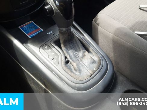 Used 2013 Kia Soul FWD image 9