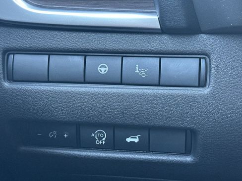 New 2026 Nissan Rogue Platinum w/ Tech Package AWD/4WD image 32