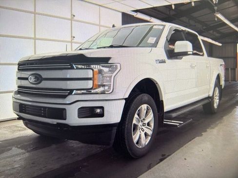 Used 2020 Ford F150 Lariat image 3