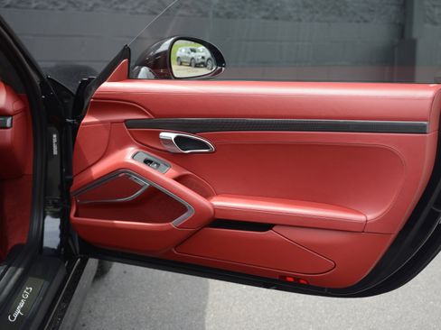 Used 2015 Porsche Cayman GTS RWD image 29