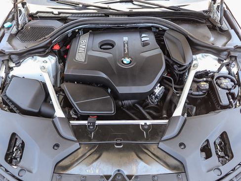 Used 2019 BMW 530i RWD image 27