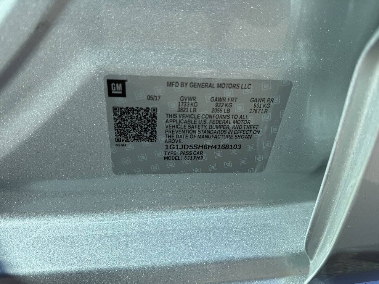 Used 2017 Chevrolet Sonic LT w/ Convenience Package FWD image 28