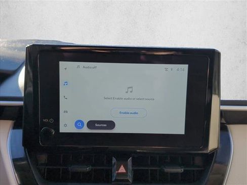 Used 2025 Toyota Corolla LE image 11