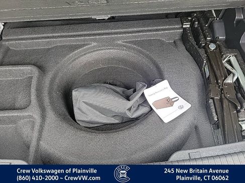 Certified 2023 Volkswagen Atlas SE w/ Black Wheel Package image 57