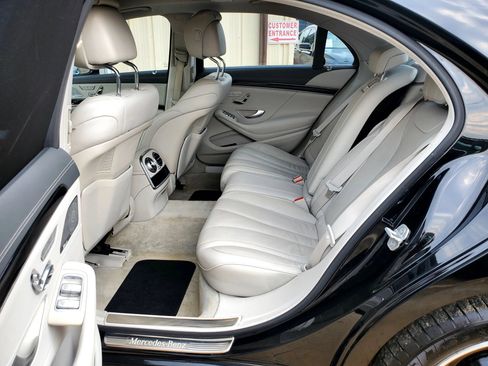 Used 2016 Mercedes-Benz S 550 4MATIC Sedan image 27