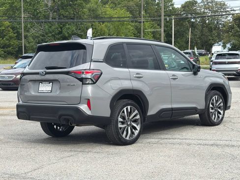 Used 2026 Subaru Forester Touring AWD/4WD image 5