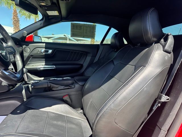 Used 2019 Ford Mustang Premium RWD image 10