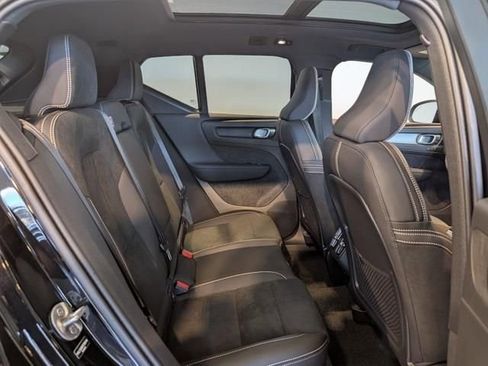 New 2026 Volvo XC40 B5 Ultra w/ Climate Package image 28