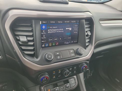 Used 2023 GMC Acadia AT4 w/ Technology Package AWD/4WD image 28