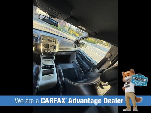 Used 2017 Dodge Grand Caravan SXT FWD image 31