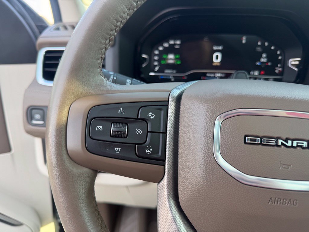 Used 2024 GMC Yukon Denali w/ Denali Reserve Package AWD/4WD image 34