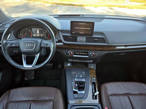 Used 2018 Audi Q5 2.0T Premium w/ Convenience Package image 12