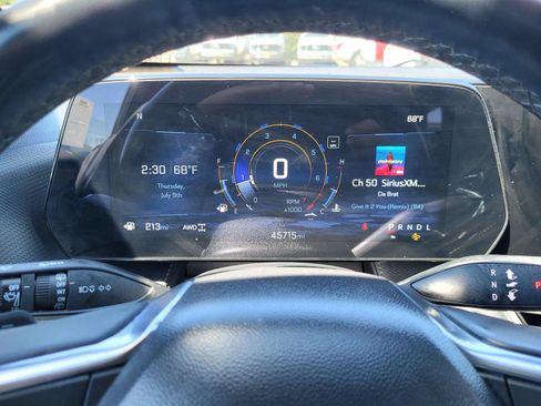 Used 2025 Chevrolet Equinox LT w/ Convenience Package II AWD/4WD image 30