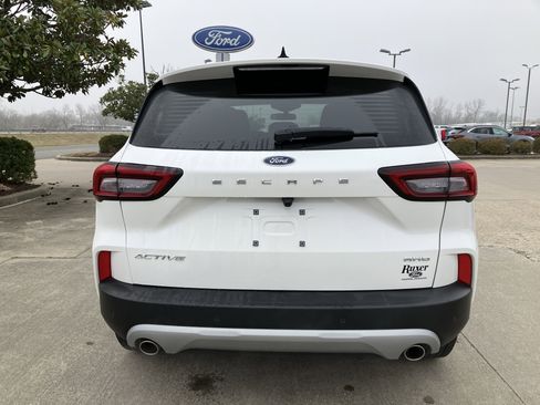 Certified 2023 Ford Escape Active w/ Tech Pack #2 image 5